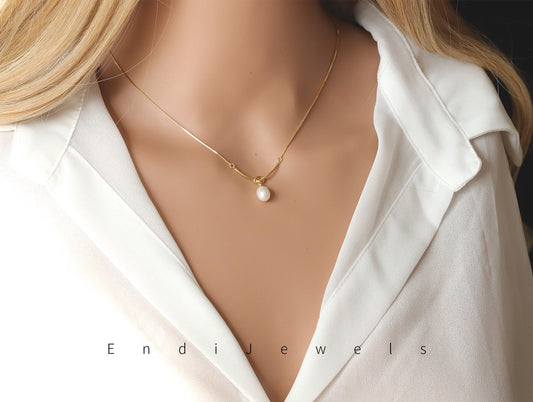 Freshwater Pearl Pendant Necklace, Dainty Choker for Daily Wearing, Minimalist Necklace, 18K Gold Plated Chain Necklace