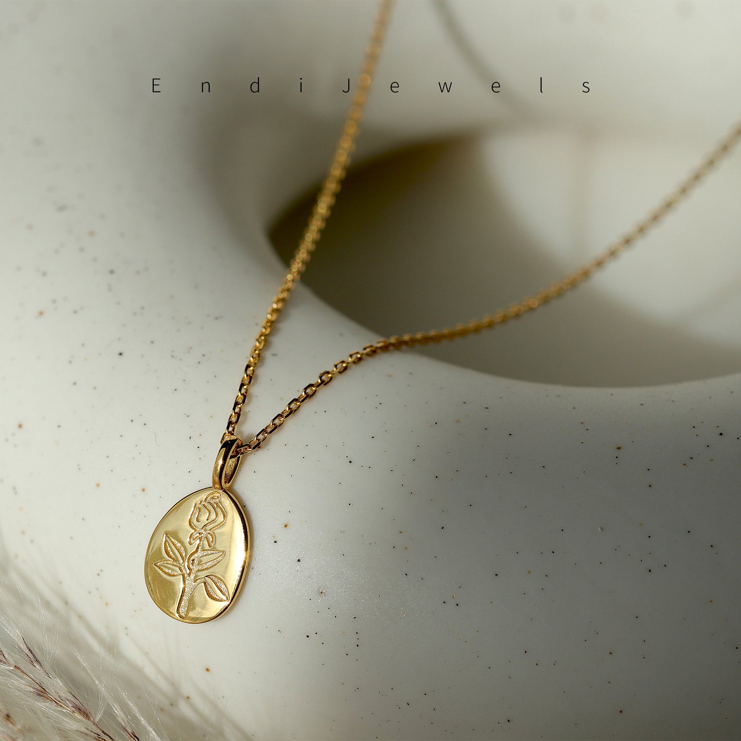 Gold Rose Pendant Necklace, Dainty Necklace, Minimalist Necklace for Daily Wearing, 18K Plated Chain Choker