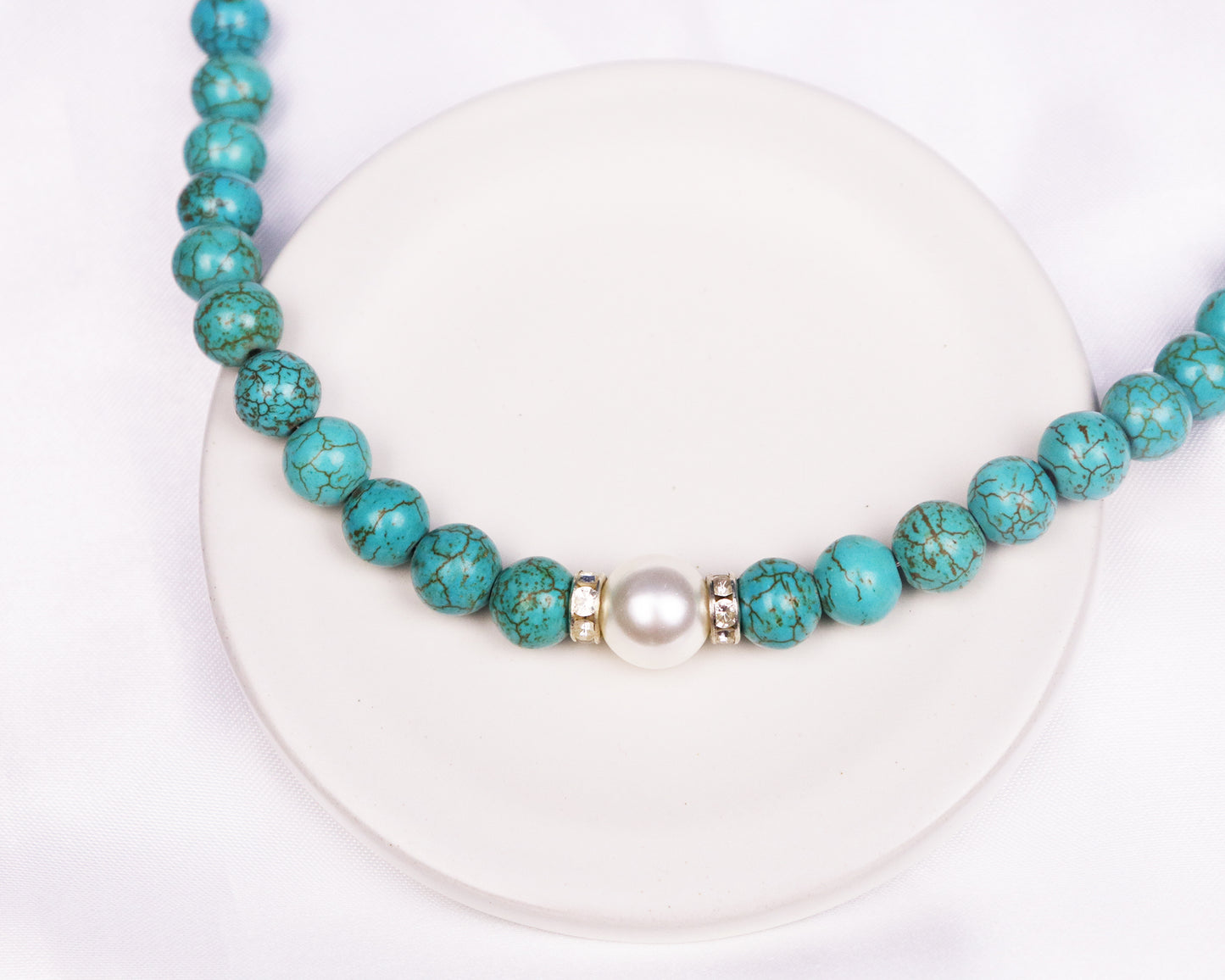 Green Turquoise 10mm Round Beads with White Pearl Necklace