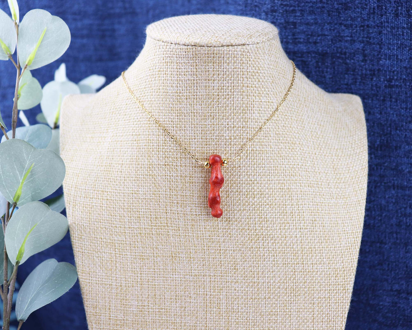 Red Coral Pendant Chain Necklace, Gold Chain Choker, Natural Gemstones